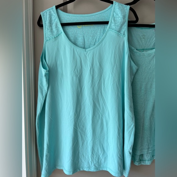 Two for one! Addition Elle active wear top - Picture 2 of 7